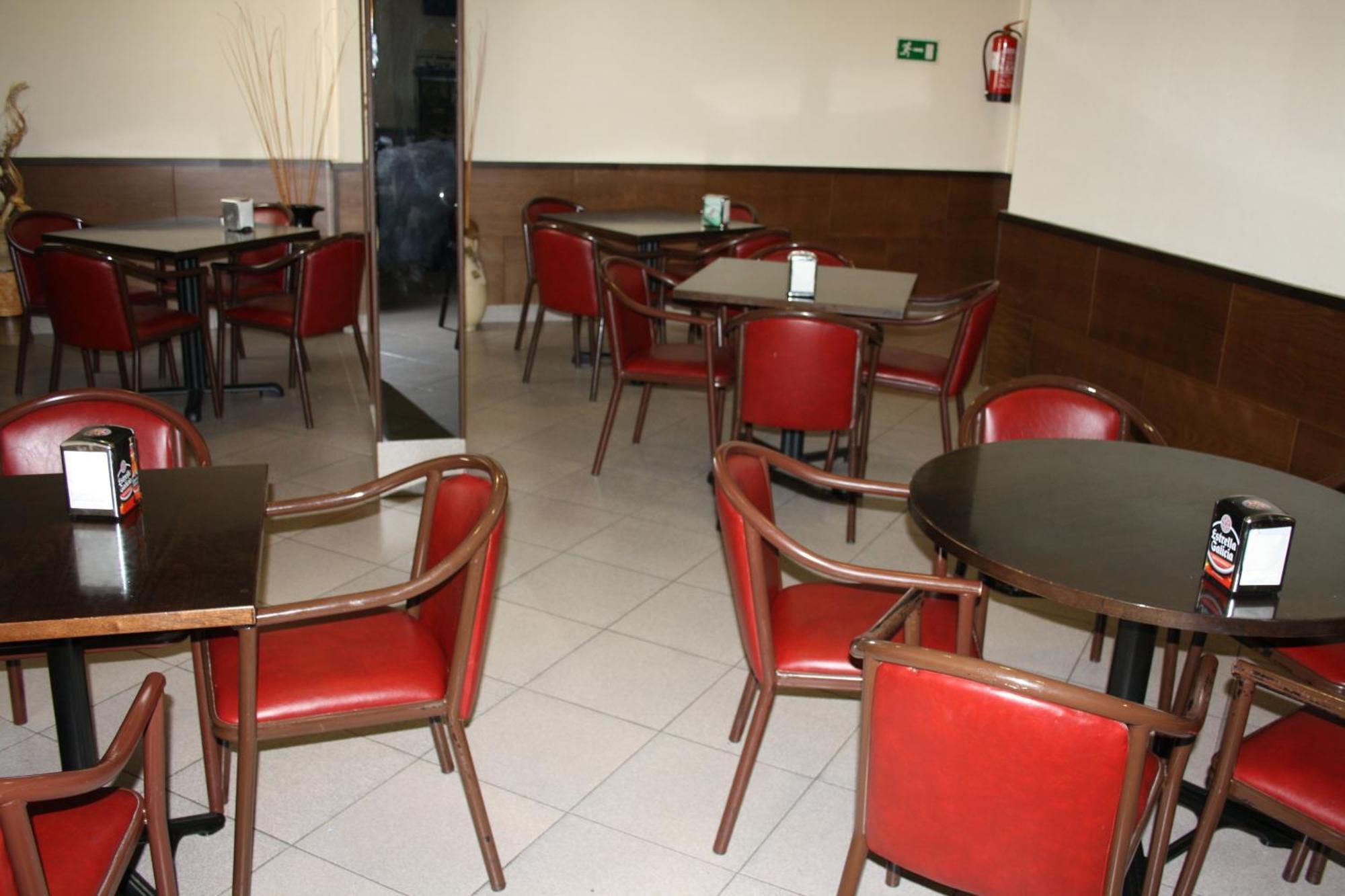 Hotel Altiana Ourense Exterior foto