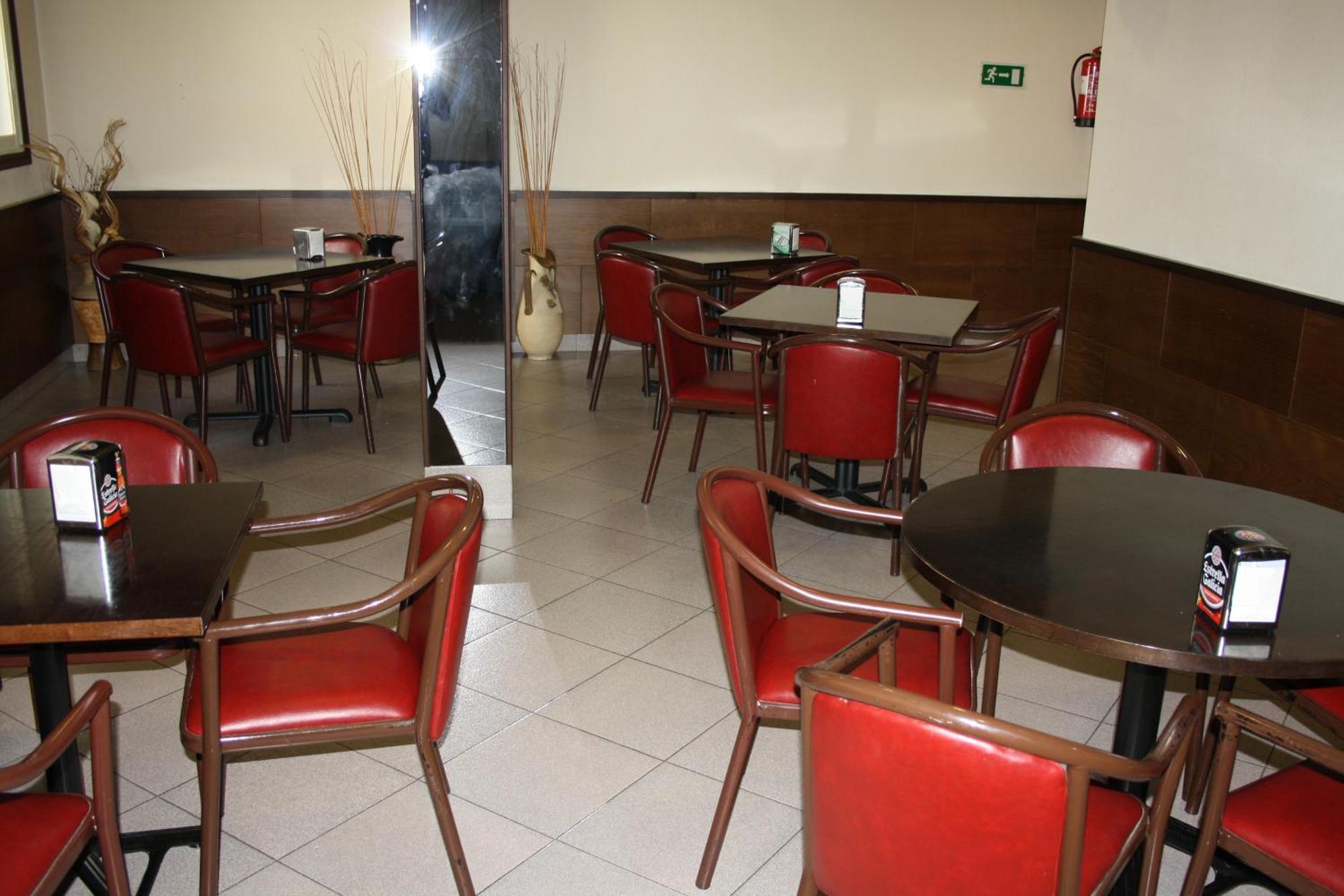 Hotel Altiana Ourense Exterior foto