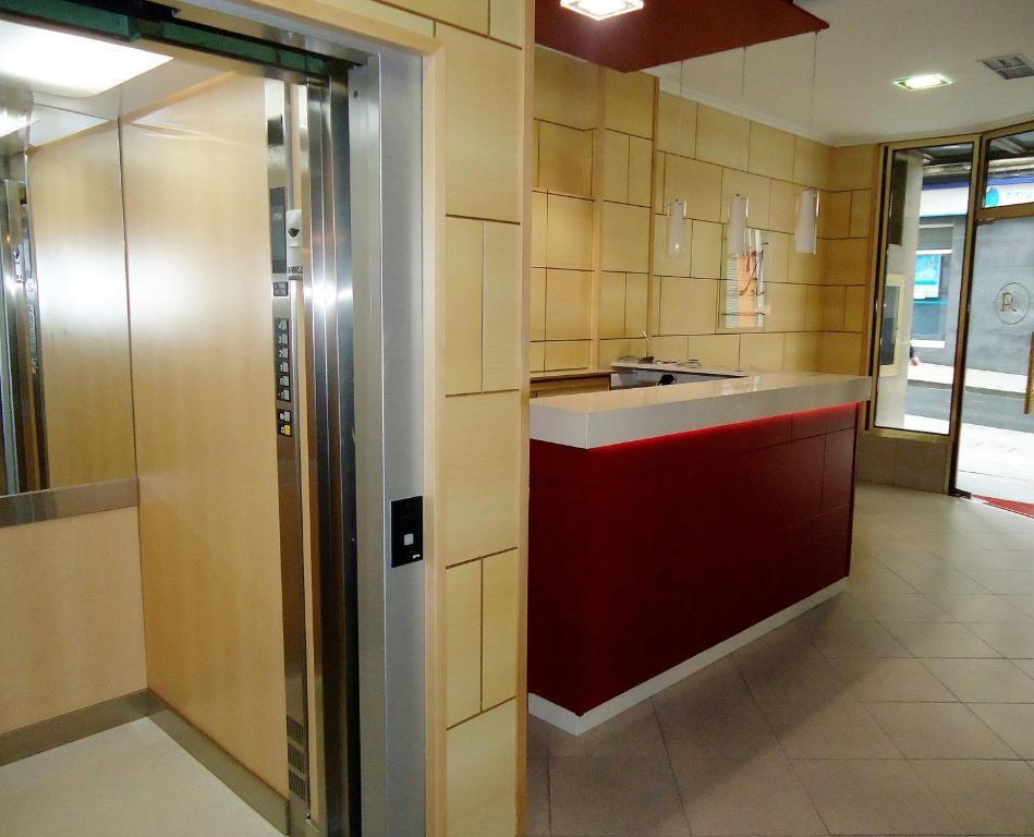 Hotel Altiana Ourense Exterior foto