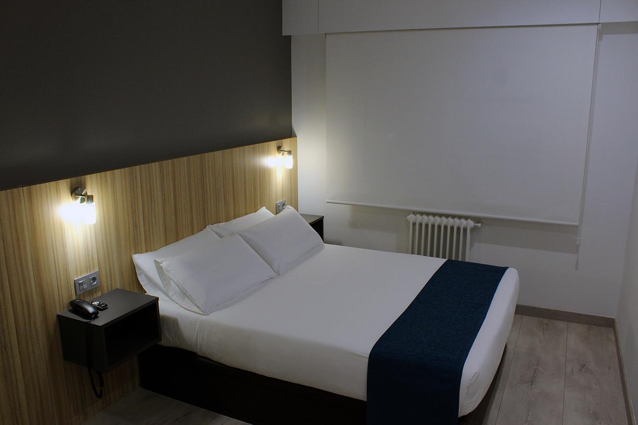 Hotel Altiana Ourense Exterior foto