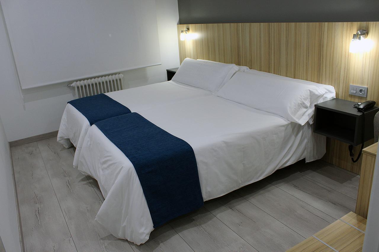 Hotel Altiana Ourense Exterior foto